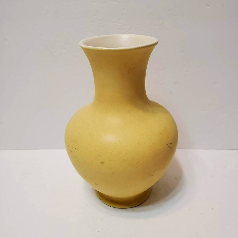 Vintage Coors Pottery Vase Boulder Colorado Butter Yellow Matte White Inside 9"
